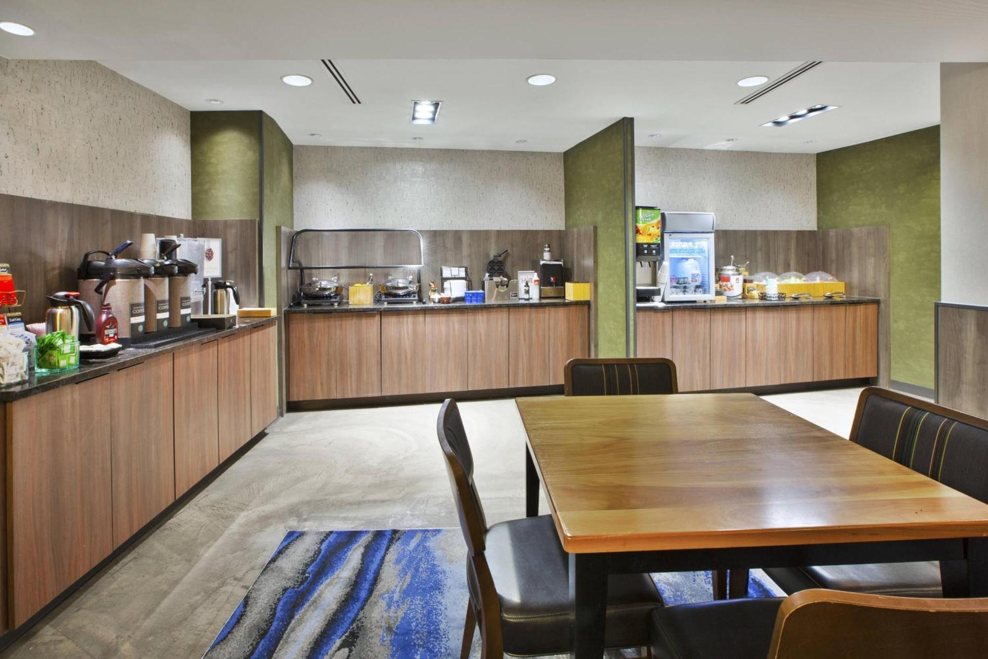 Fairfield Inn & Suites By Marriott Milwaukee Downtown מראה חיצוני תמונה