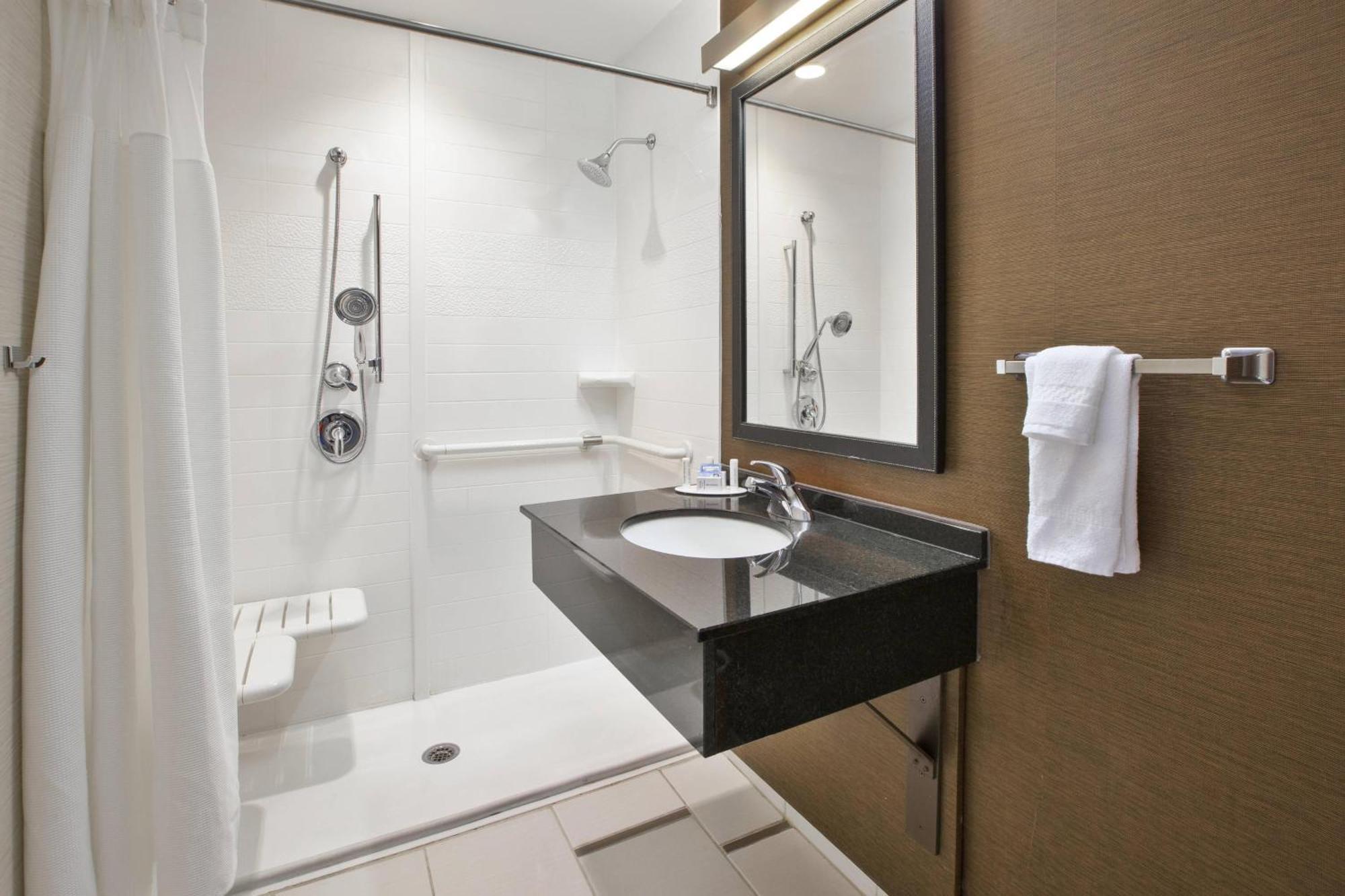 Fairfield Inn & Suites By Marriott Milwaukee Downtown מראה חיצוני תמונה