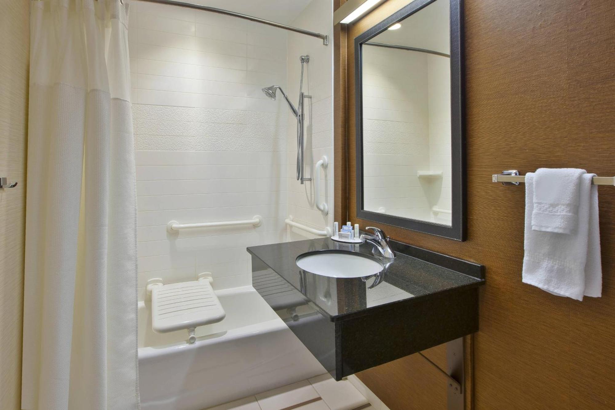 Fairfield Inn & Suites By Marriott Milwaukee Downtown מראה חיצוני תמונה
