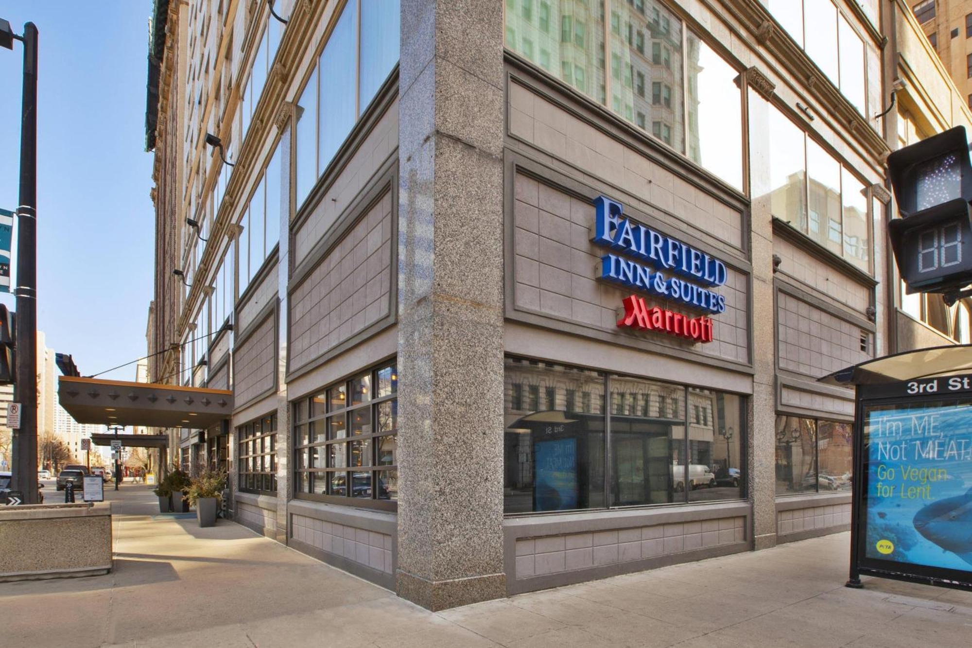Fairfield Inn & Suites By Marriott Milwaukee Downtown מראה חיצוני תמונה