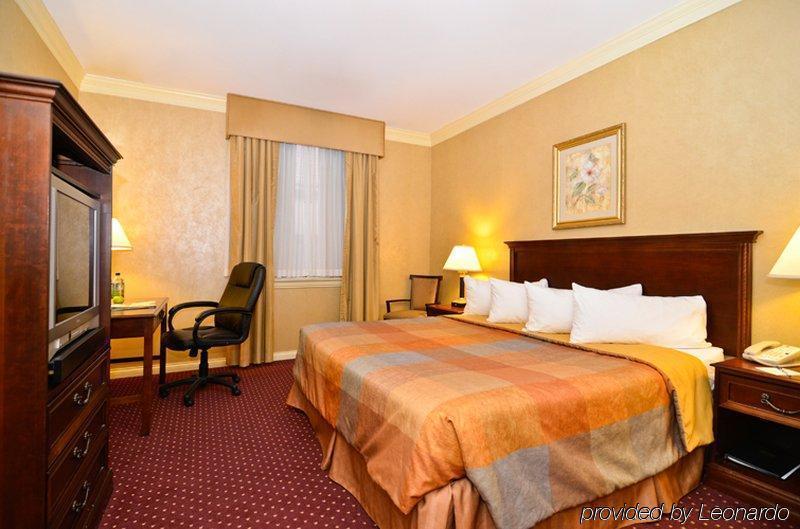 Fairfield Inn & Suites By Marriott Milwaukee Downtown חדר תמונה