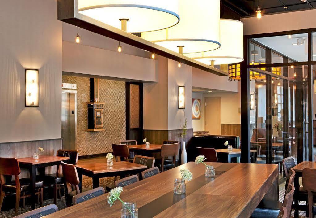 Fairfield Inn & Suites By Marriott Milwaukee Downtown מראה חיצוני תמונה