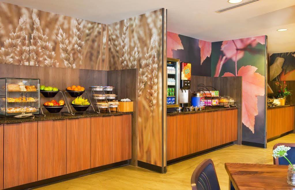 Fairfield Inn & Suites By Marriott Milwaukee Downtown מראה חיצוני תמונה